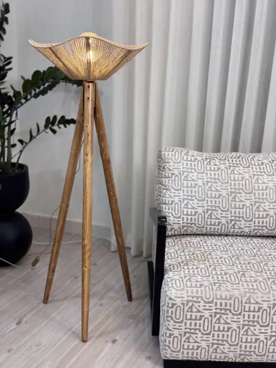 کنارسالنی سه پایه با شید دفرمه